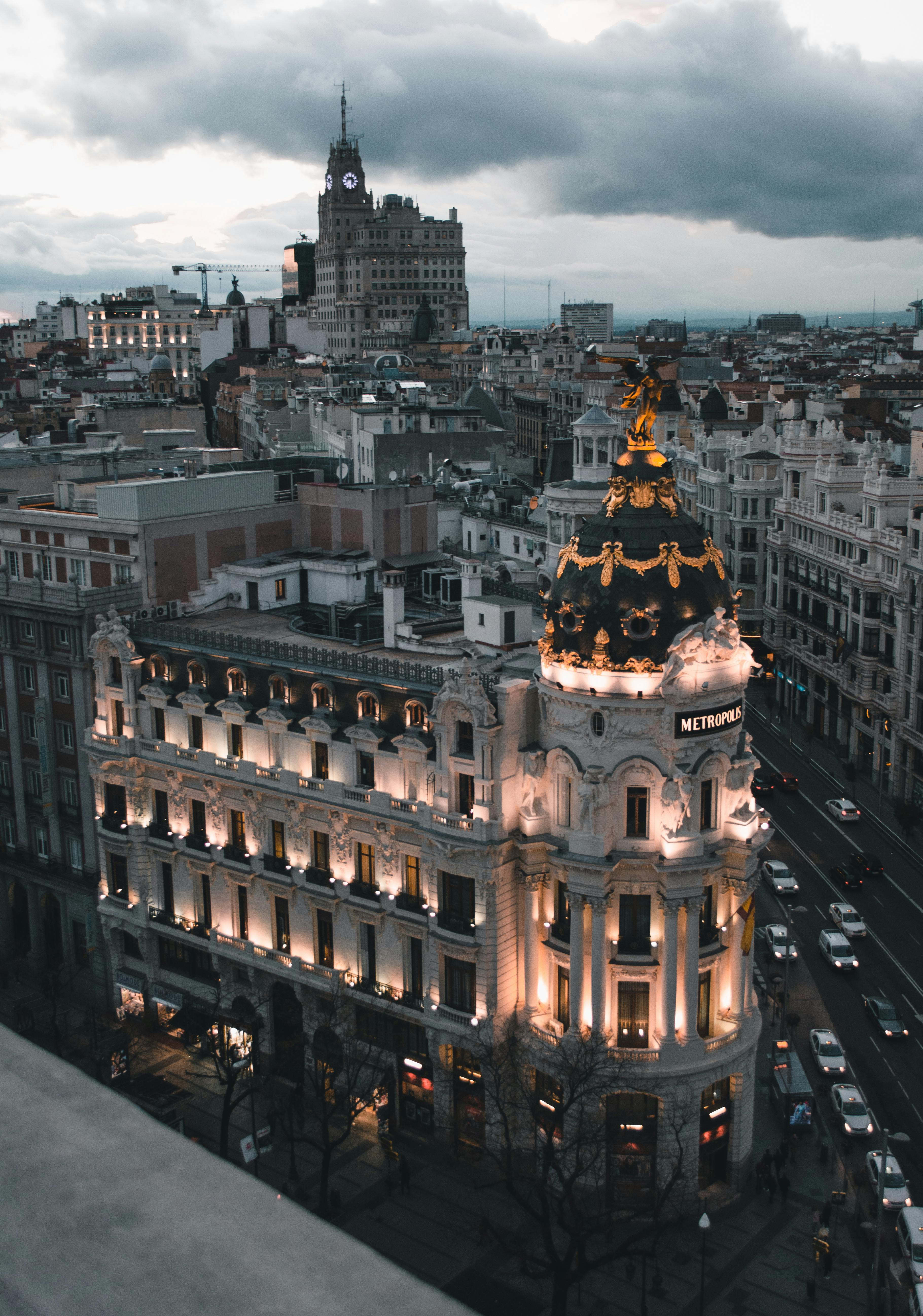Acuerdos y convenios estratégicos premium